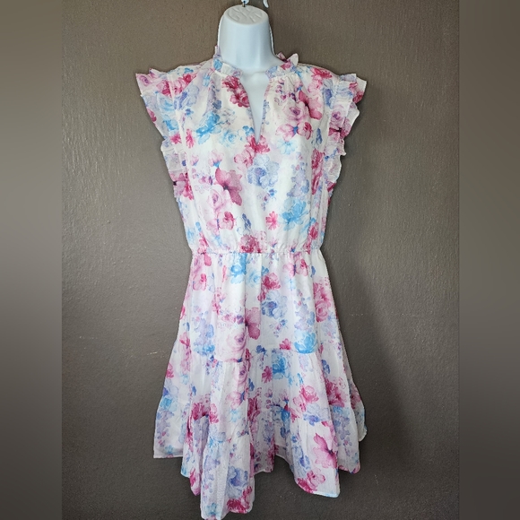 Steve Madden Dresses & Skirts - * Steve Madden Floral Vibes V-Neck Ruffle Cap Sleeve Mini Dress